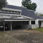 Taman Duta Kl Deluxe Villa By Ubook