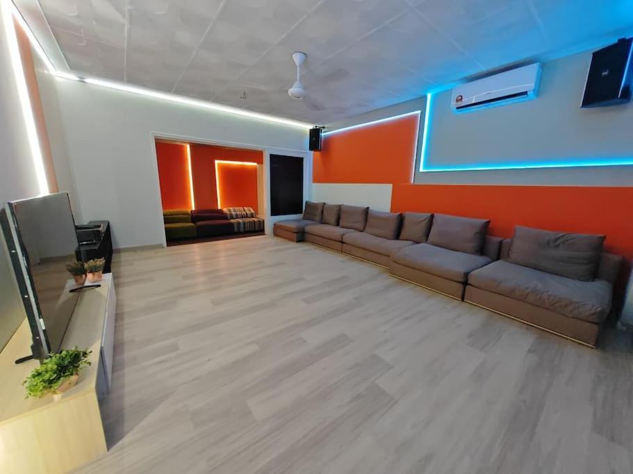 Taman Duta Kl Deluxe By Ubook
